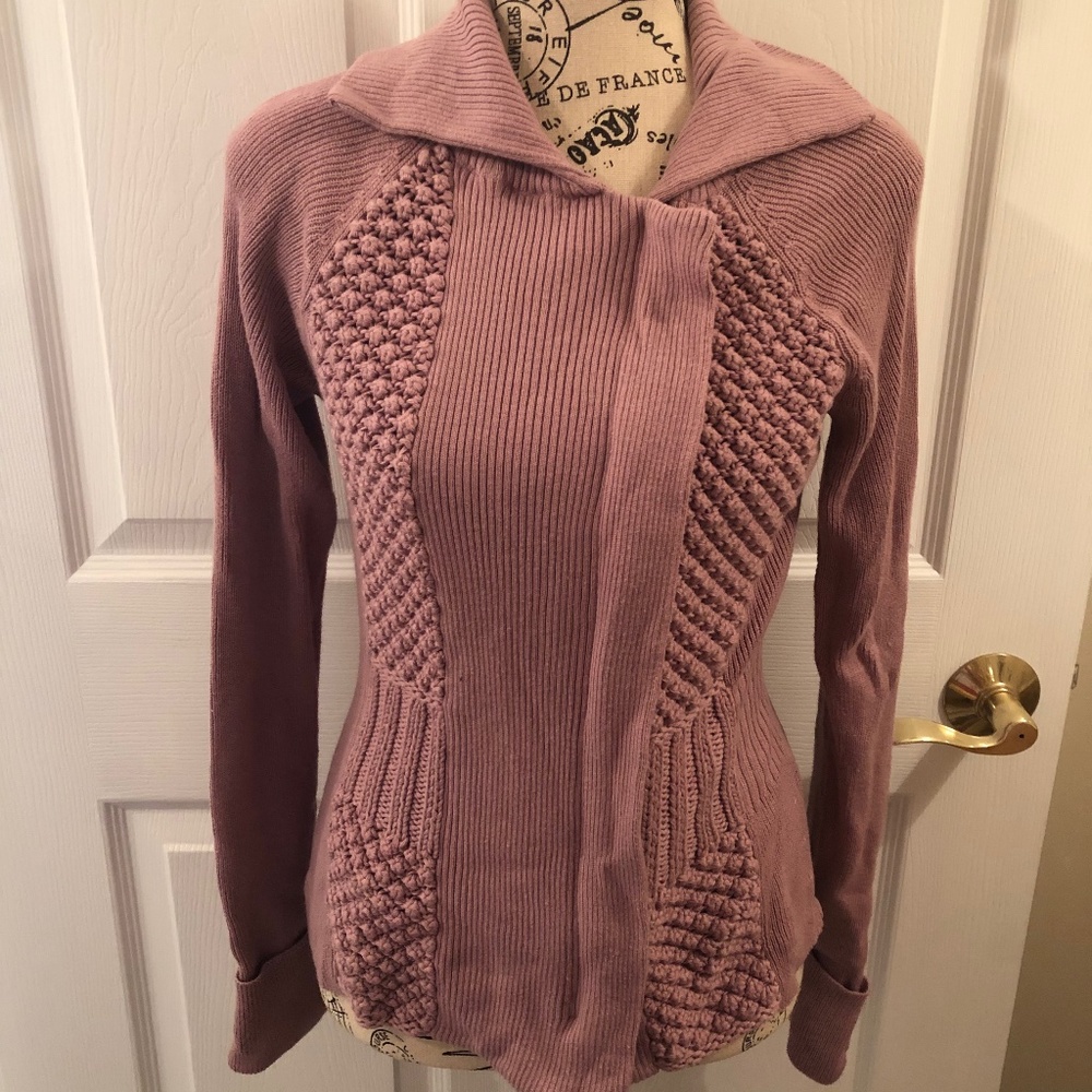Bandolino Sweater Size M